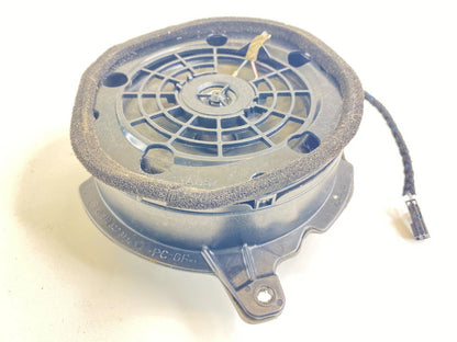 1998-2003 MERCEDES-BENZ E320 FRONT RIGHT SIDE DOOR SOUND SPEAKER 210-827-31-14