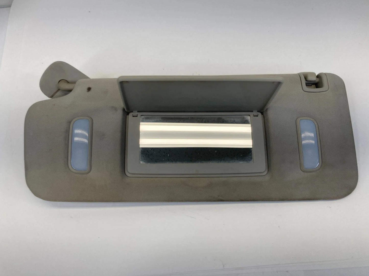 2007-2014 GMC YUKON SUN VISOR SHADE PAIR SET DRIVER & PASSENGER SIDES GRAY OEM