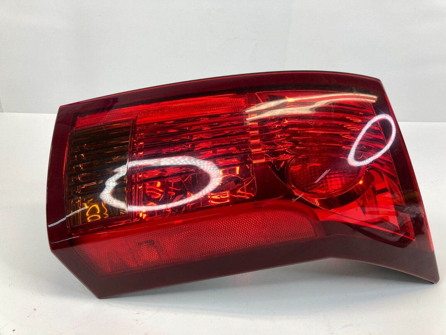 05-07 Cadillac CTS Rear Right Passenger Side Tail Light Taillight 10010606 OEM