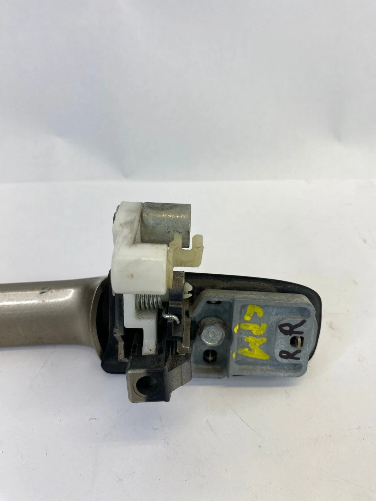 2003-2007 HONDA PILOT OUTSIDE EXTERIOR DOOR HANDLE PULLER REAR RIGHT OEM FACTORY