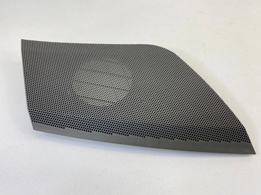 07-11 TOYOTA CAMRY RIGHT SIDE DASH SPEAKER TWEETER GRILLE COVER TRIM 06020A1 OEM