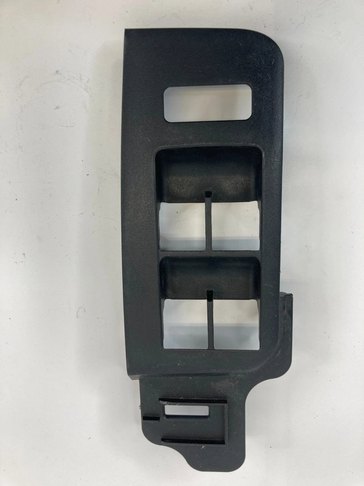 04-08 ACURA TL FRONT LEFT SIDE DOOR MASTER WINDOW SWITCH BEZEL TRIM 83550-SEPA