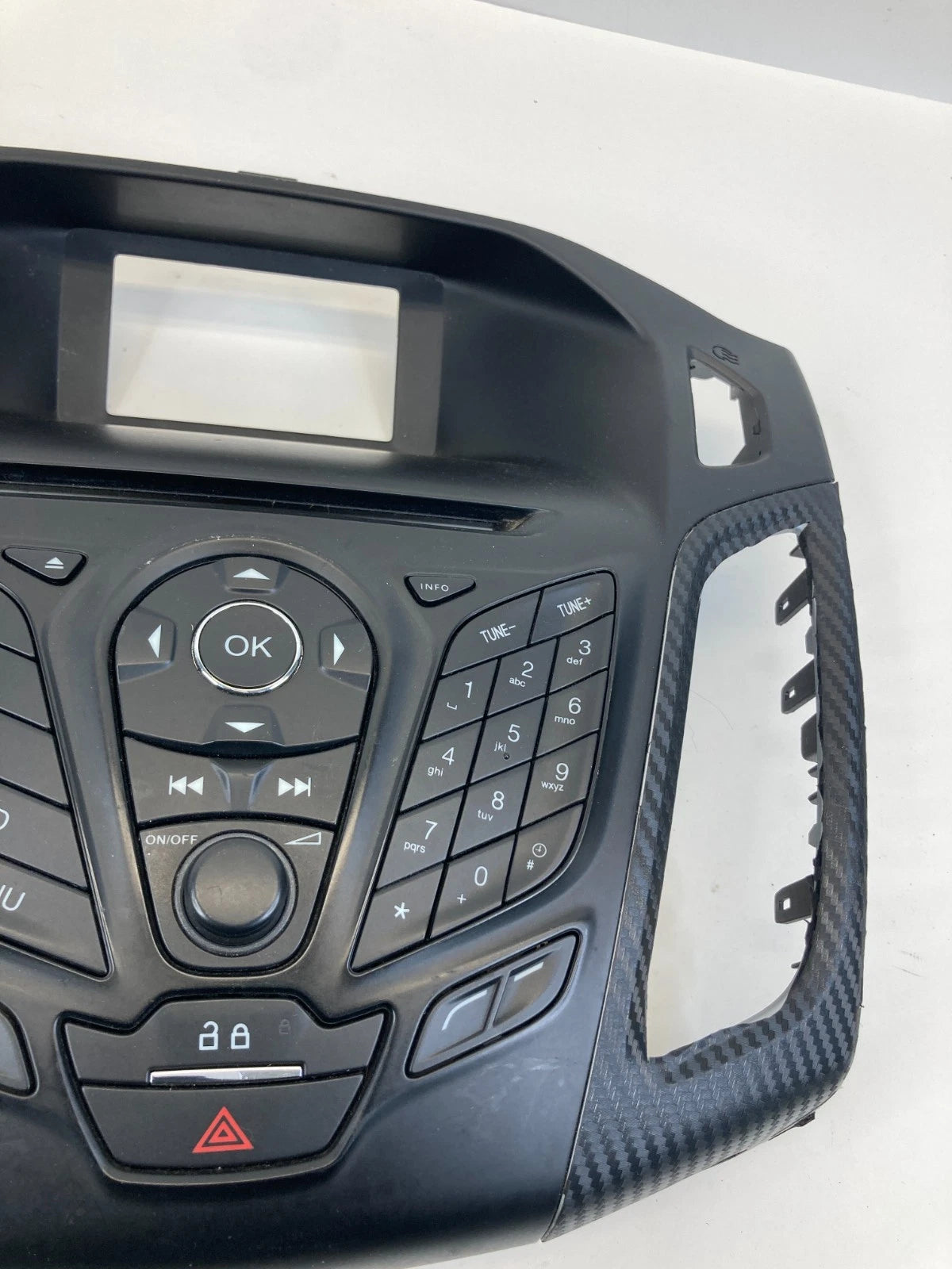 2012-2014 FORD FOCUS RADIO STEREO CONTROL PANEL BEZEL W/ AIR VENTS DM5T18K811LA