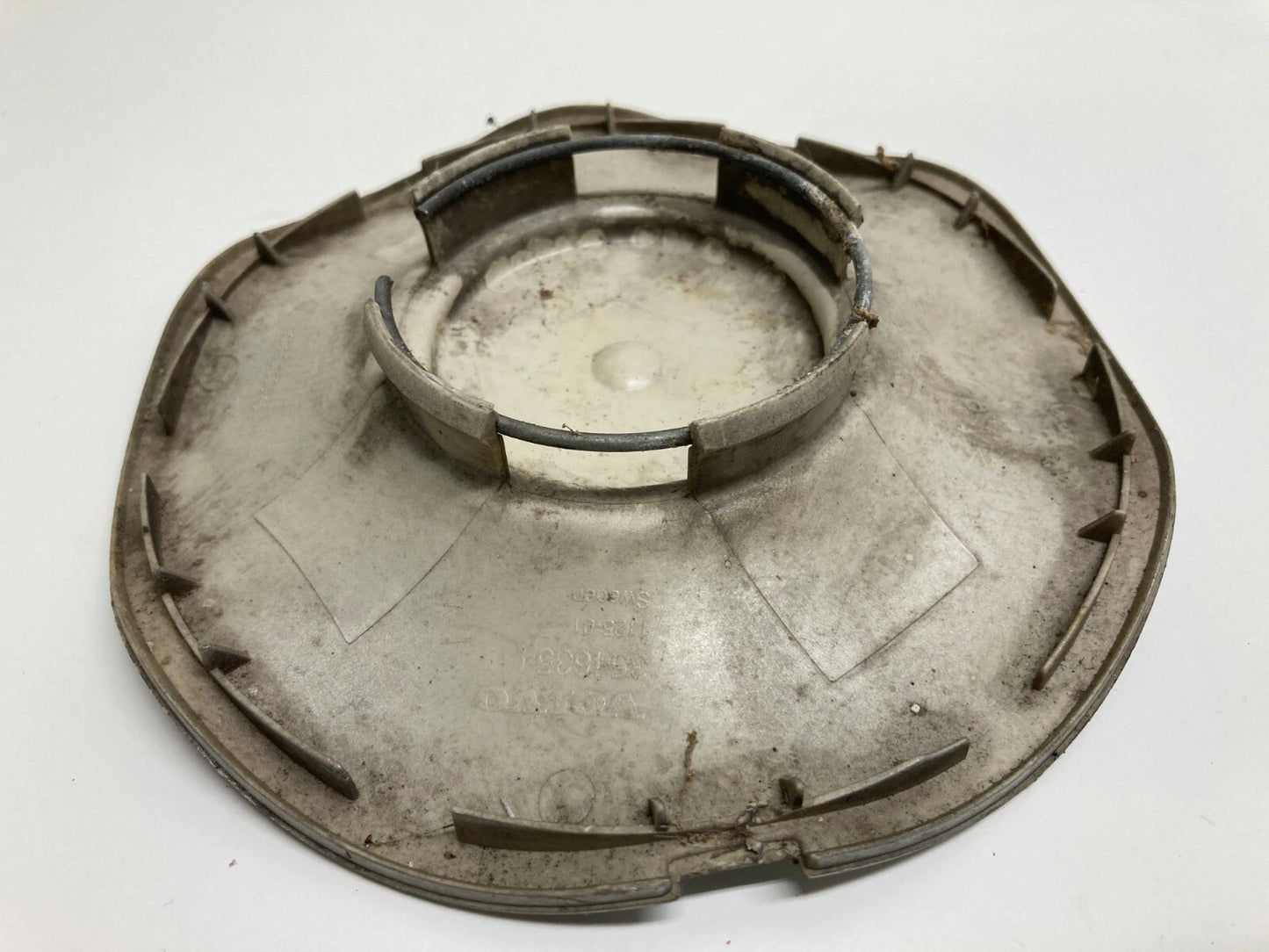 93-97 VOLVO 850 98-00 S70 V70 RIM WHEEL CENTER CAP HUBCAP HUB CAP 3546354 OEM
