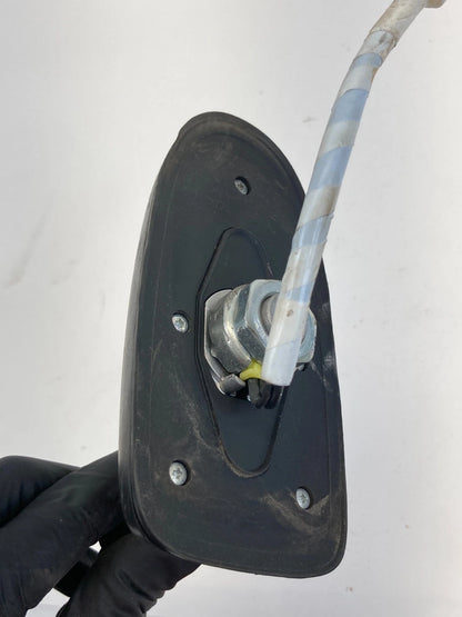 2010-2015 Toyota Prius 2013-2018 Yaris Roof Mounted Radio Antenna Base Mast