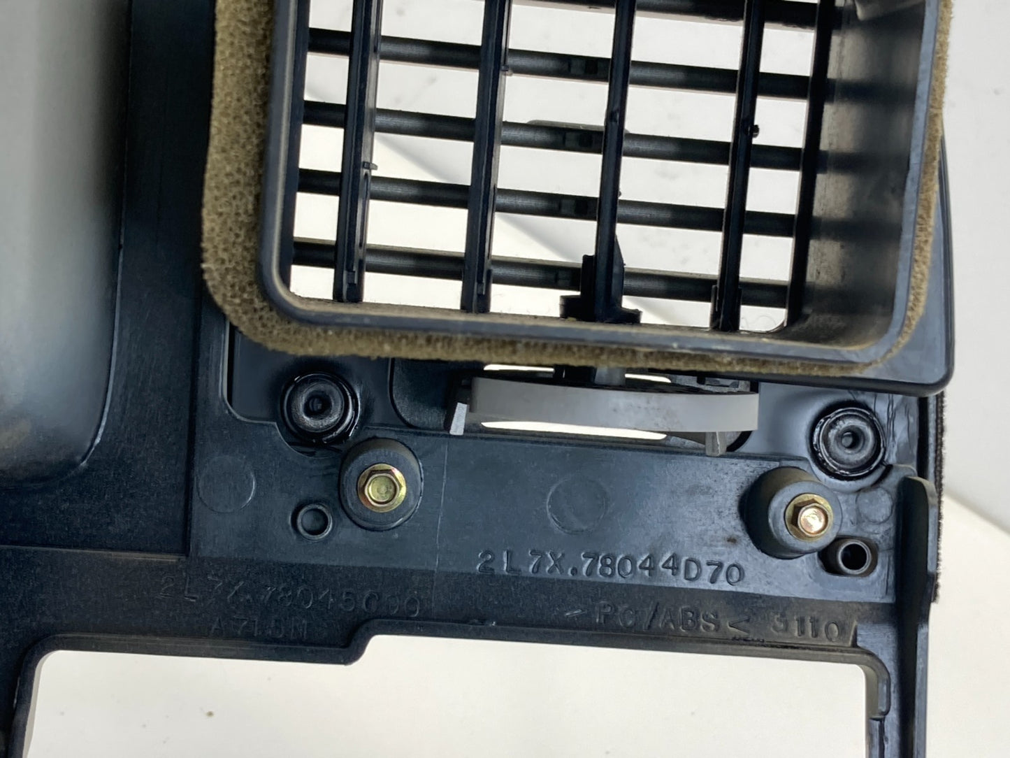 2003 2004 Lincoln Navigator Dash Speedometer Cluster Panel W/ Air Vent & Switchs