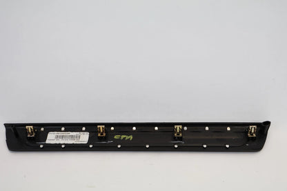 2011-2021 GRAND CHEROKEE FRONT RIGHT DOOR SILL SCUFF PLATE MOLDING OEM INC80DX9A