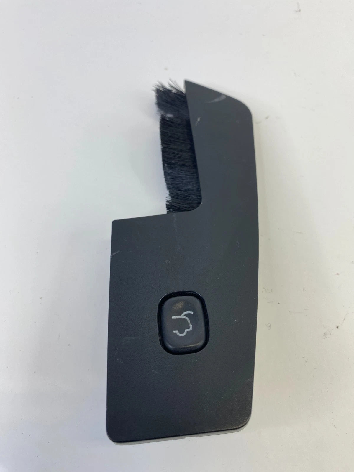 08-16 CHRYSLER TOWN & COUNTRY POWER LIFTGATE CONTROL SWITCH W/ TRIM 63248CT OEM