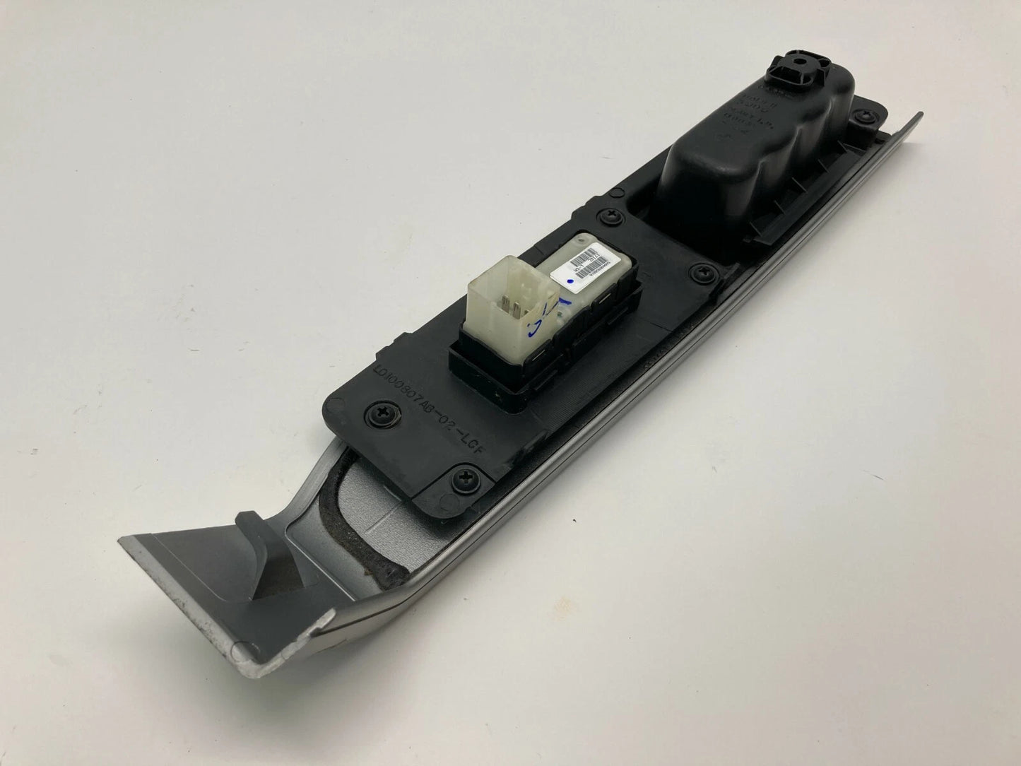 2007-2010 JEEP COMPASS REAR LEFT BACK SIDE DOOR POWER WINDOW SWITCH 56040693AD