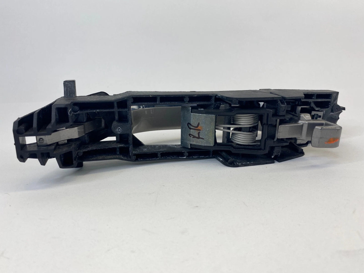 2003-2005 MERCEDES-BENZ E320 SEDAN REAR RIGHT SIDE EXTERIOR OUTER DOOR HANDLE