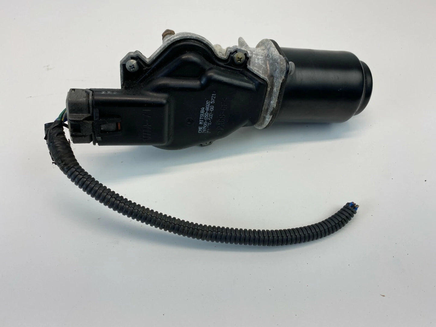 2001-2005 HONDA CIVIC SEDAN FRONT WINDSHIELD WIPER MOTOR ASSY OEM 76500-S5D-A020