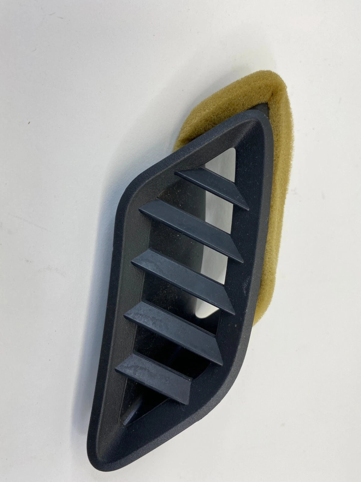 2008-2013 Nissan Rogue Front Right Passenger Side Dash Air Vent Defroster Grille