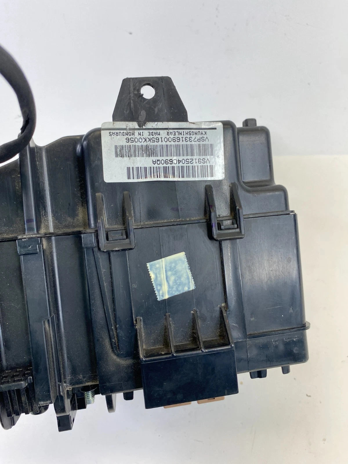 2013-2016 KIA OPTIMA 2.4L FWD ENGINE COMPARTMENT JUNCTION FUSE RELAY BOX ASSY