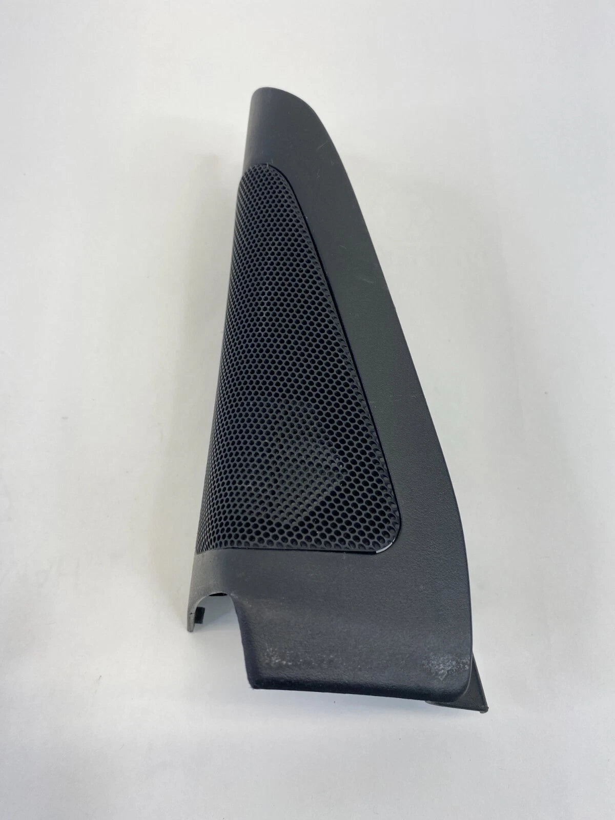 2004-2009 TOYOTA PRIUS FRONT DRIVER SIDE INTERIOR DOOR CORNER TWEETER TRIM COVER