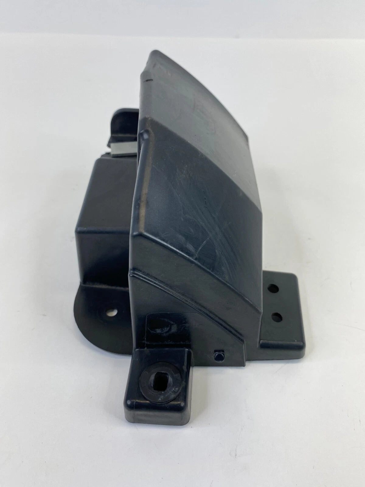 16-19 FORD EXPLORER POLICE INTERCEPTOR UTILITY REAR LEFT BUMPER BRACKET MOUNT