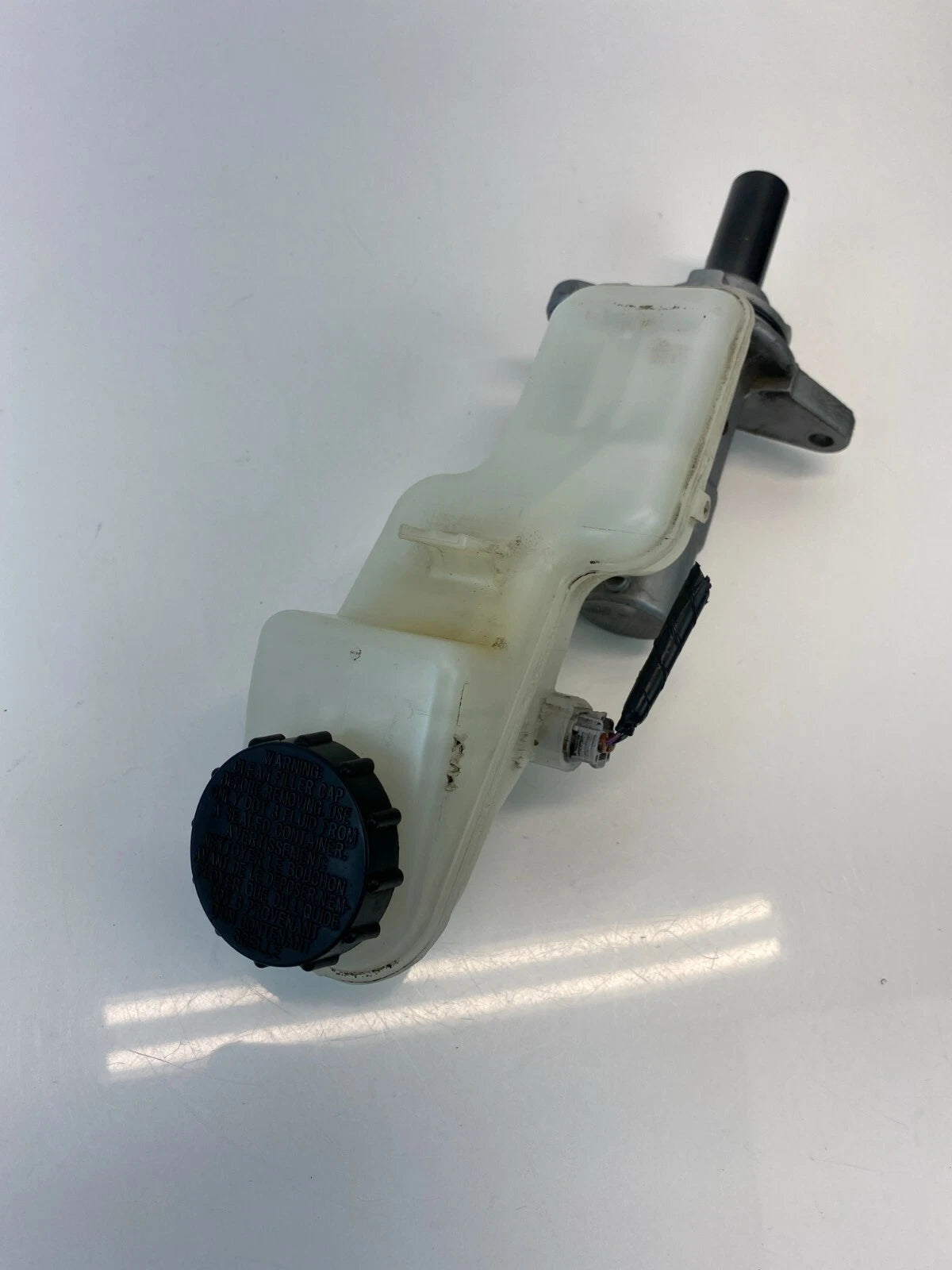 2014-2021 MAZDA 6 BRAKE MASTER CYLINDER WITH FLUID RESERVOIR UNIT ASSEMBLY OEM