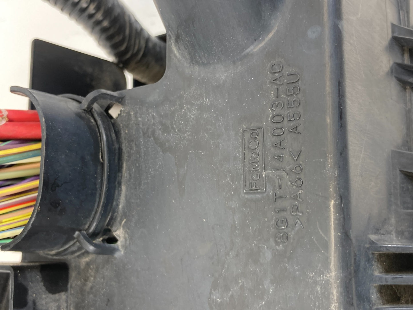 2009-2012 Ford Flex Under Hood Fuse Relay Box Compartment 8G1T-14A003-AC OEM