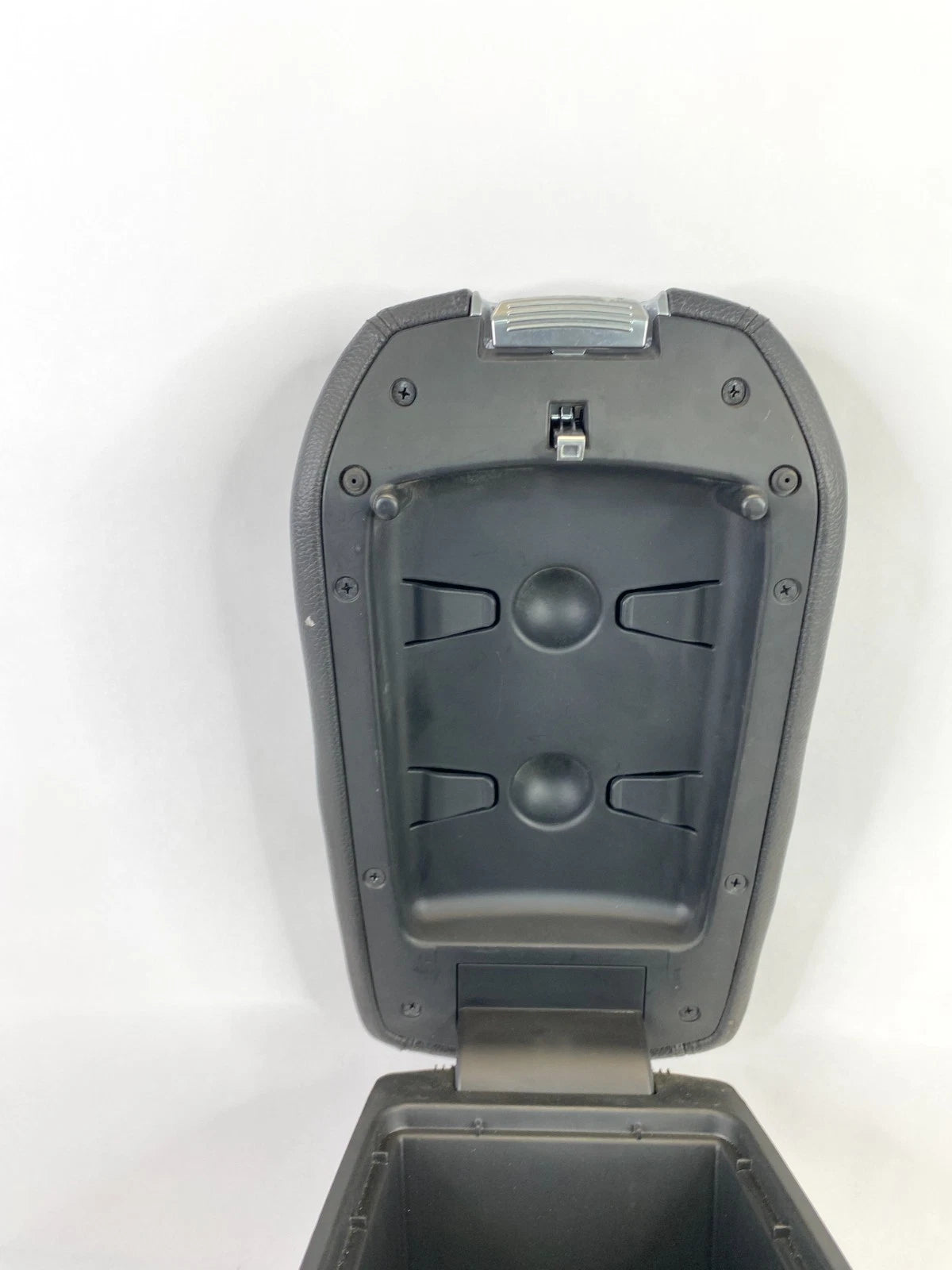 2014 2015 KIA SORENTO CENTER CONSOLE ARMREST BOX STORAGE ASSEMBLY 846911U005 OEM