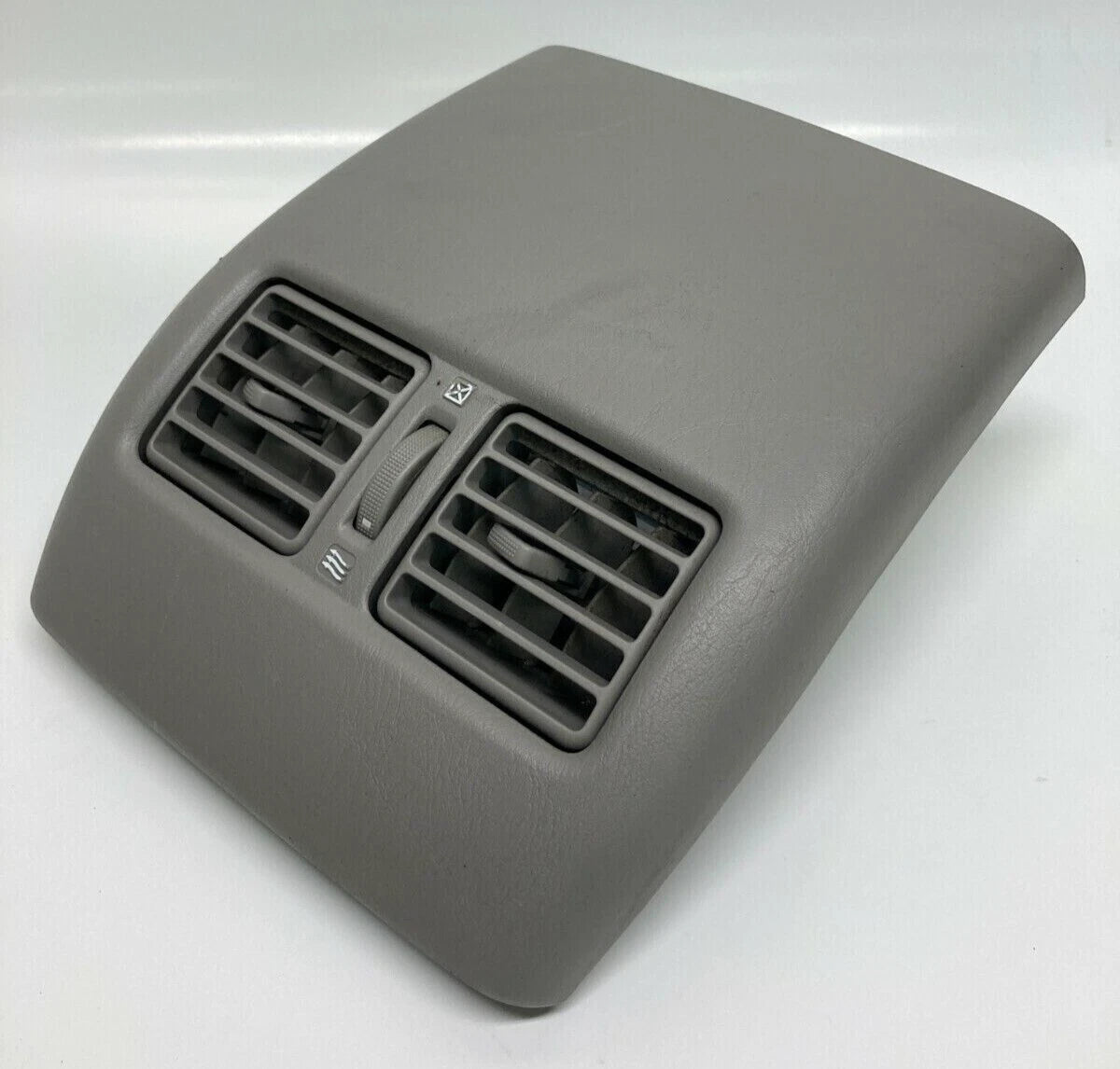 2002 2003 LEXUS ES300 REAR CENTER CONSOLE AIR VENT GRILLE COVER 58860-33010
