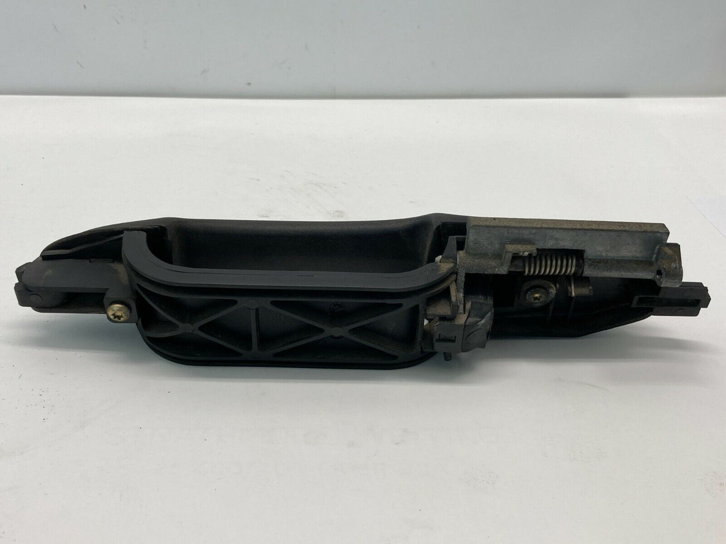 2000-2007 Ford Focus Rear Right Side Outside Door Handle Assy YS41-A266B22-AA