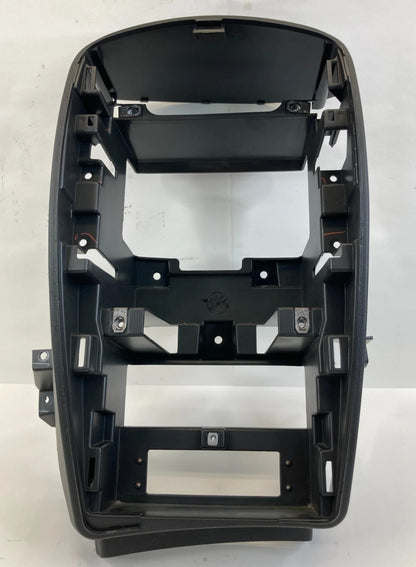 2004-2007 CADILLAC CTS CENTER DASH PANEL RADIO FRAME HOUSING TRIM BEZEL ASSY OEM