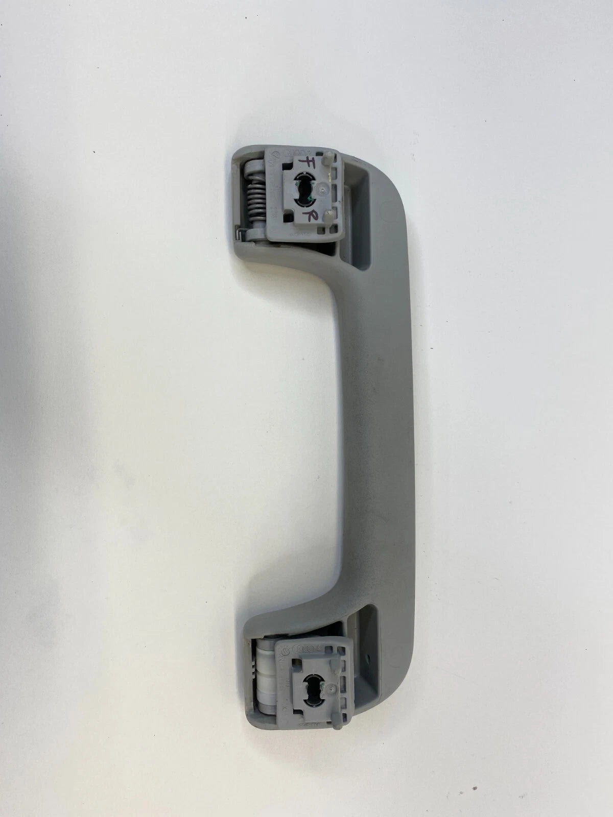 06-13 AUDI A3 FRONT RIGHT ROOF INTERIOR GRAB GRIP ASSIST HANDLE 8P0-857-607-M