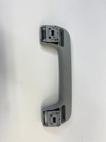 06-13 AUDI A3 FRONT RIGHT ROOF INTERIOR GRAB GRIP ASSIST HANDLE 8P0-857-607-M