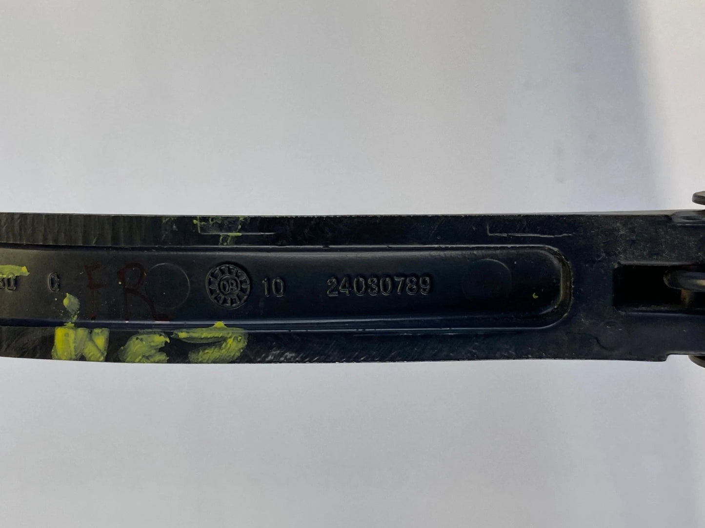2008-2012 FORD ESCAPE FRONT WINDSHIELD LEFT RIGHT WIPER ARM SET 24030789 OEM