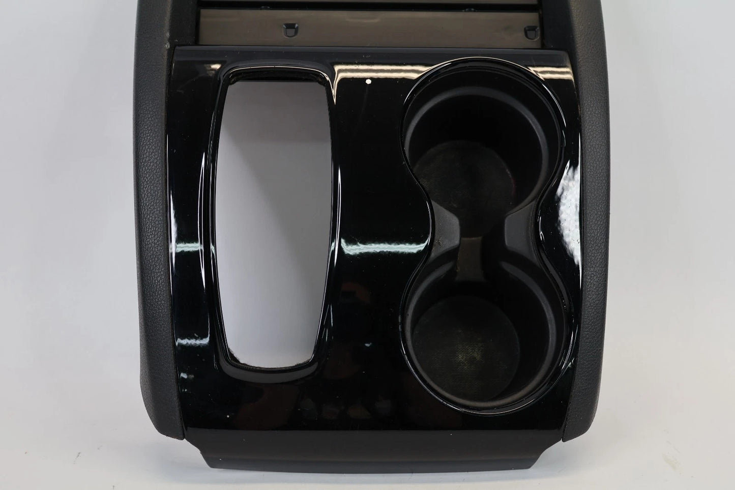 2016-2020 HONDA PILOT CENTER CONSOLE SHIFTER SELECTOR TRIM CUP HOLDER PANEL OEM