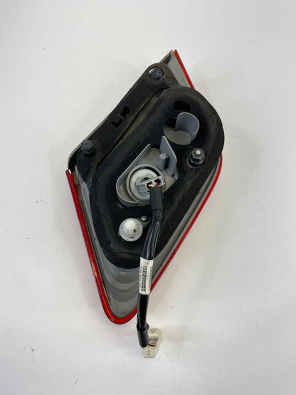 10 11 TOYOTA CAMRY RIGHT PASSENGER INNER TAILLIGHT TAIL LIGHT LAMP 949-531-20