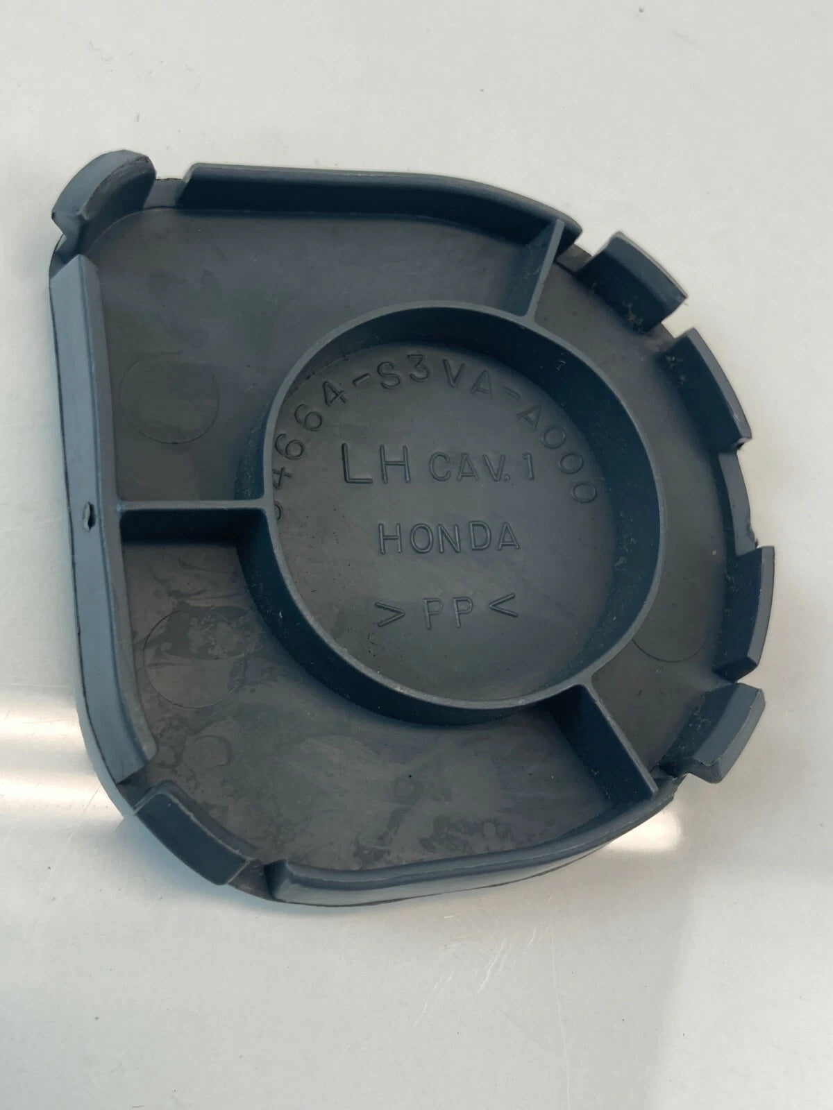 2003-2008 HONDA PILOT REAR LEFT CARGO SHADE TONNEAU COVER CAP TRIM LH OEM