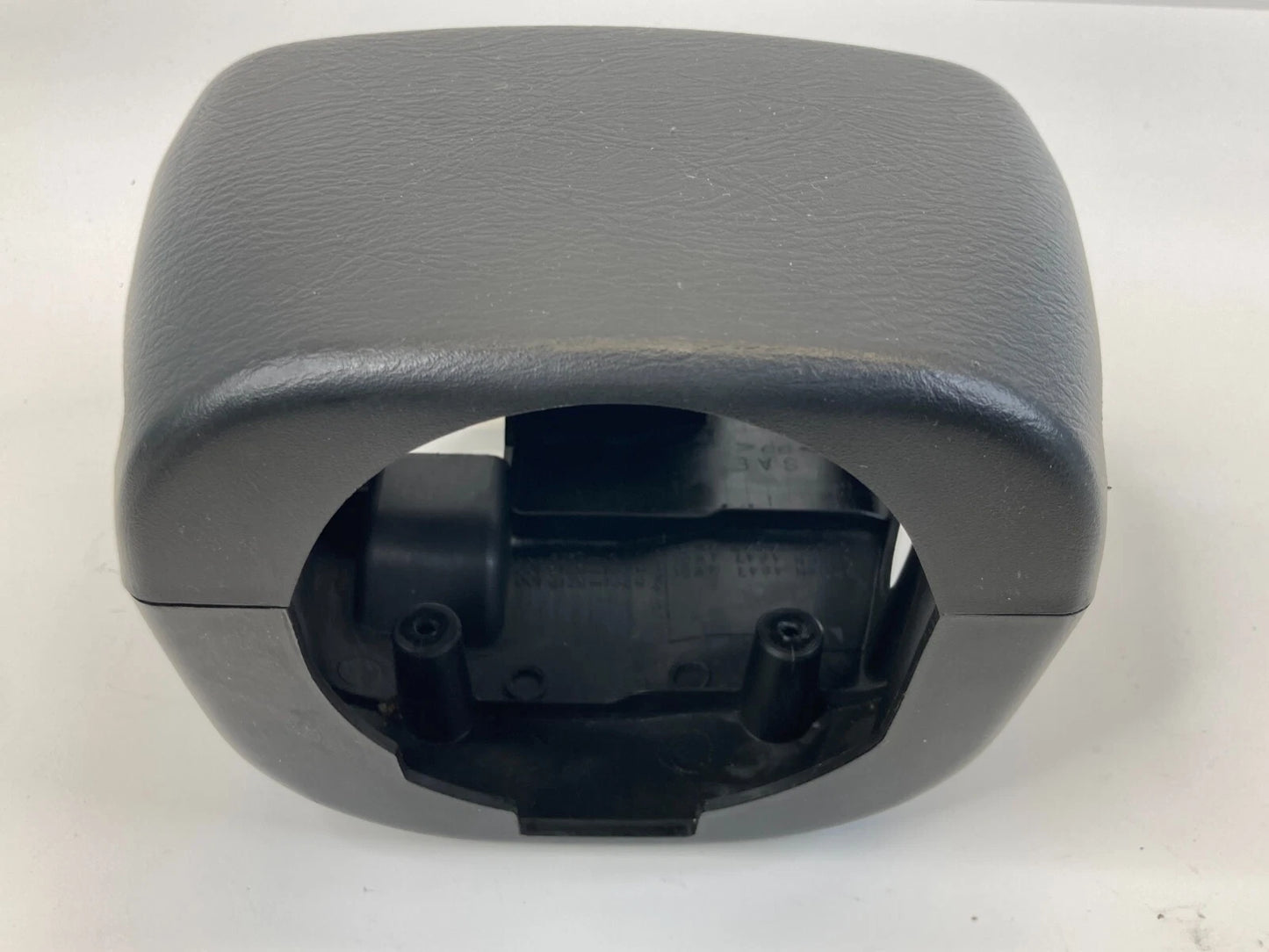 2001-2004 NISSAN PATHFINDER STEERING COLUMN UPPER & LOWER COVER TRIM 48470-4W300