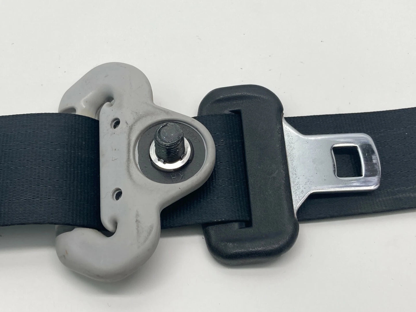 2006 2007 MAZDA 5 MAZDA5 FRONT RIGHT PASSENGER SEAT BELT RETRACTOR BGA550027 OEM