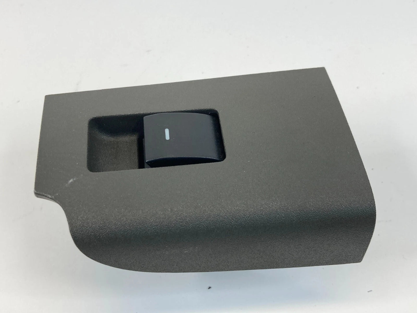 08-11 FORD FOCUS REAR RIGHT SIDE DOOR POWER WINDOW SWITCH W/ BEZEL 8S43-54275A28