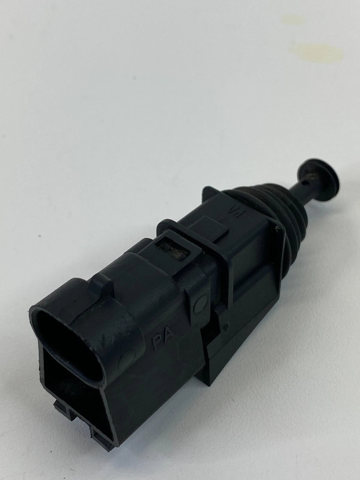 99-11 SAAB 9-3 99-09 SAAB 9-5 HOOD AJAR INDICATOR CONTACT SWITCH 90355463 OEM