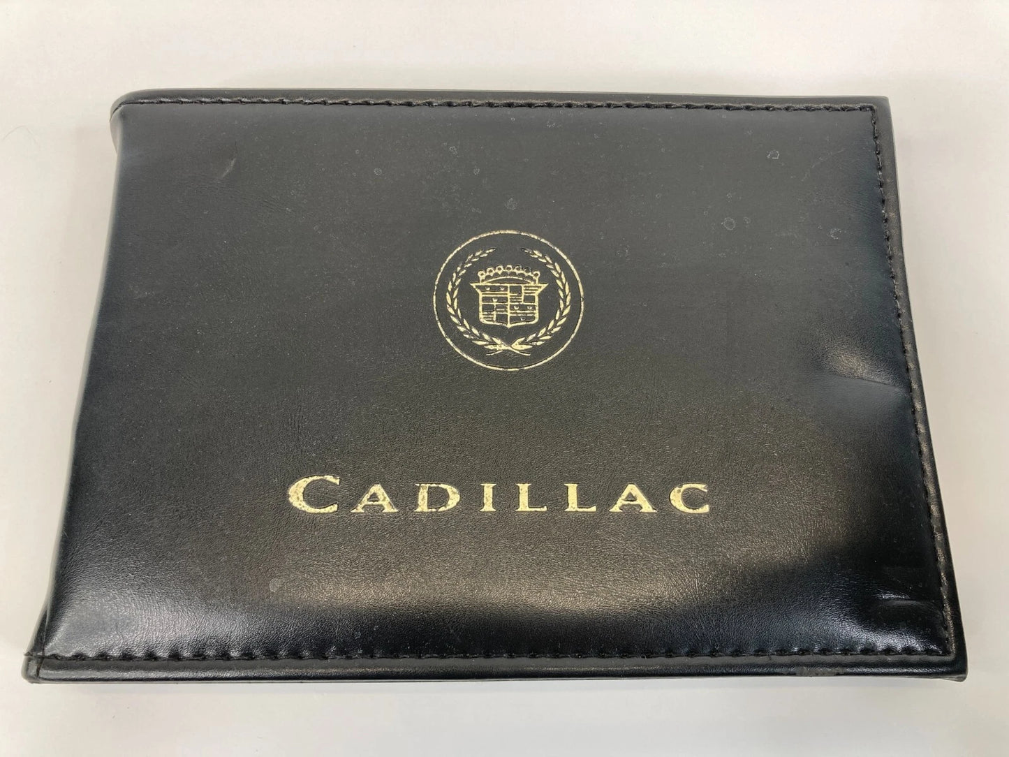 2000 00 CADILLAC DEVILLE OWNERS MANUAL GUIDE INFOMATION BOOK W/ CASE OEM