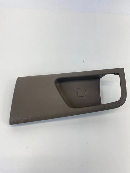 2005-2010 KIA SPORTAGE REAR RIGHT INSIDE DOOR HANDLE TRIM BEZEL 836211F000 OEM
