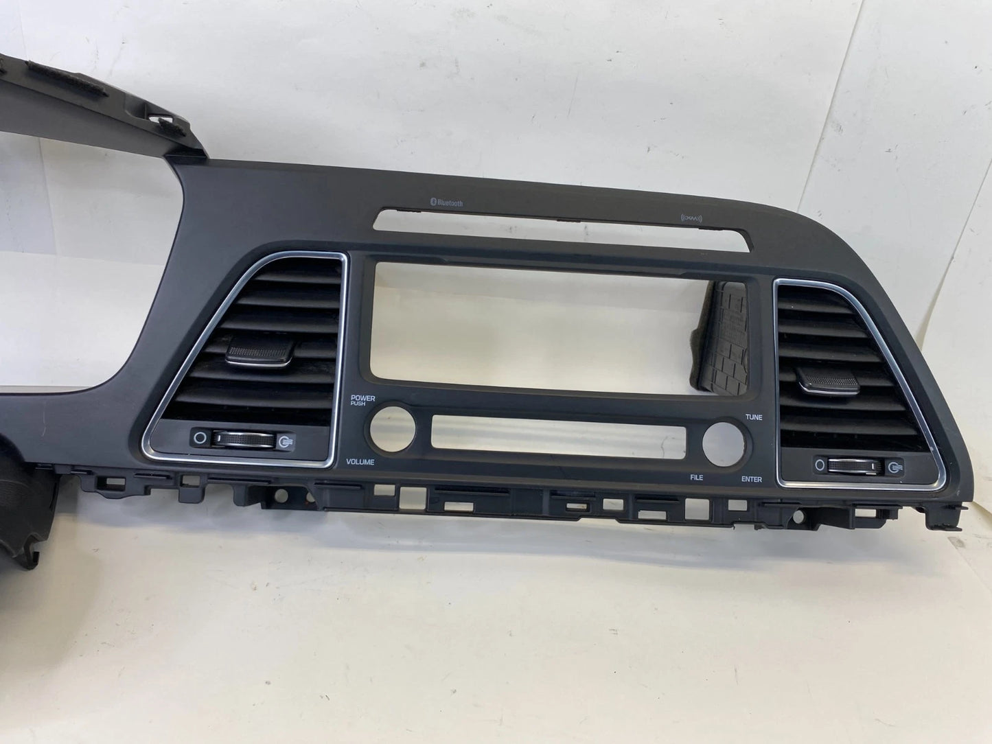 2015-2017 HYUNDAI SONATA UPPER DASH INSTRUMENT CLUSTER PANEL TRIM AC VENTS OEM