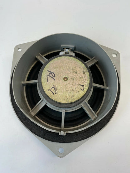 2003-2005 TOYOTA 4RUNNER REAR LEFT DRIVER DOOR AUDIO SPEAKER ASSEMBLY OEM