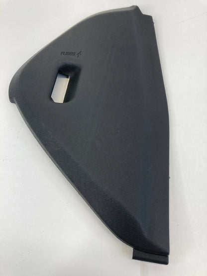 04 05 06 07 08 PONTIAC GRAND PRIX DASH RIGHT SIDE END CAP COVER 10446795 OEM