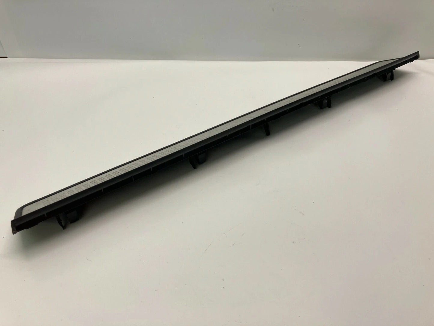 04-08 ACURA TL FRONT LEFT DRIVER DOOR SIDE SILL TRIM SCUFF PLATE STEP MOLDING LH