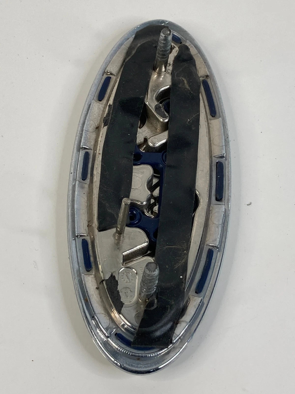 16-19 FORD EXPLORER INTERCEPTOR UTILITY REAR EMBLEM LIFTGATE BLUE BADGE SYMBOL