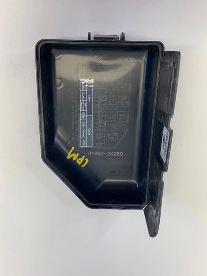 2010-2013 KIA SOUL 2.0L L4 A/T ENGINE COMPARTMENT FUSE BOX CAP COVER LID OEM