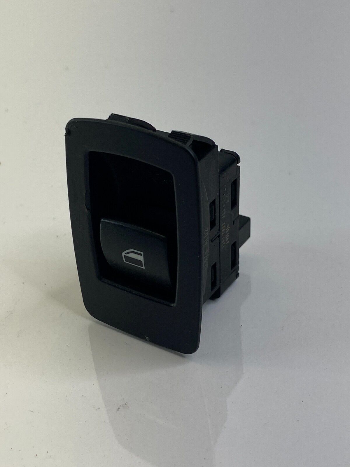 2007-2013 BMW X5 08-19 BMW X6 Front Right Door Window Control Switch 15939900