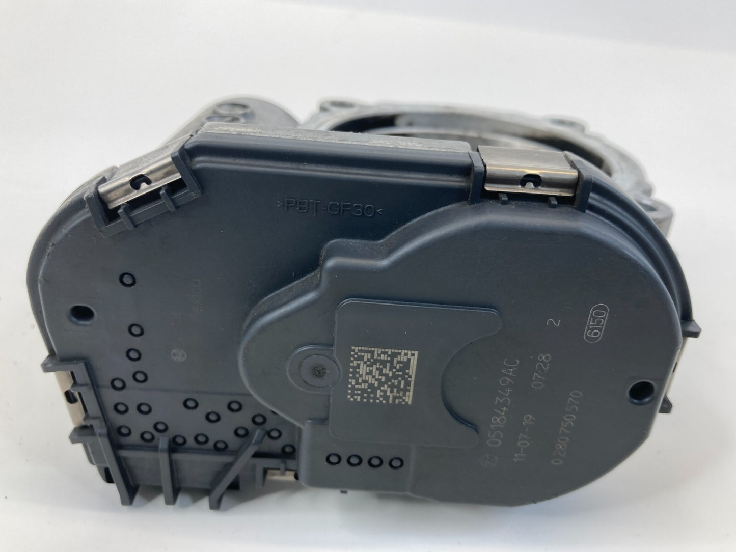 2011-2016 Chrysler Town & Country 3.6L Throttle Body Throttle Valve 05184349AC