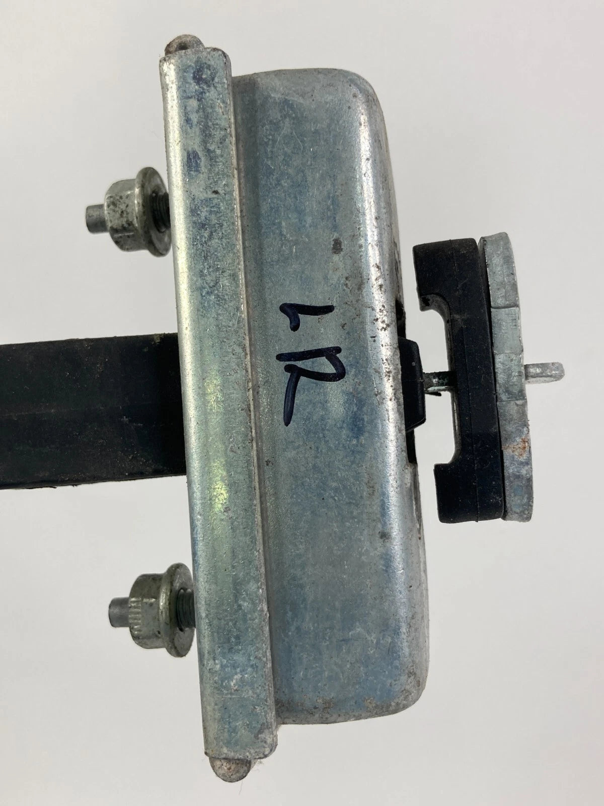 2010-2019 LINCOLN MKT REAR LEFT BACK SIDE DOOR CHECK STOP STOPPER STRAP ARM RR L