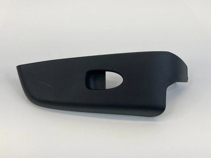 2006-2011 HONDA CIVIC SEDAN REAR RIGHT WINDOW SWITCH BEZEL TRIM SNA6-AO OEM