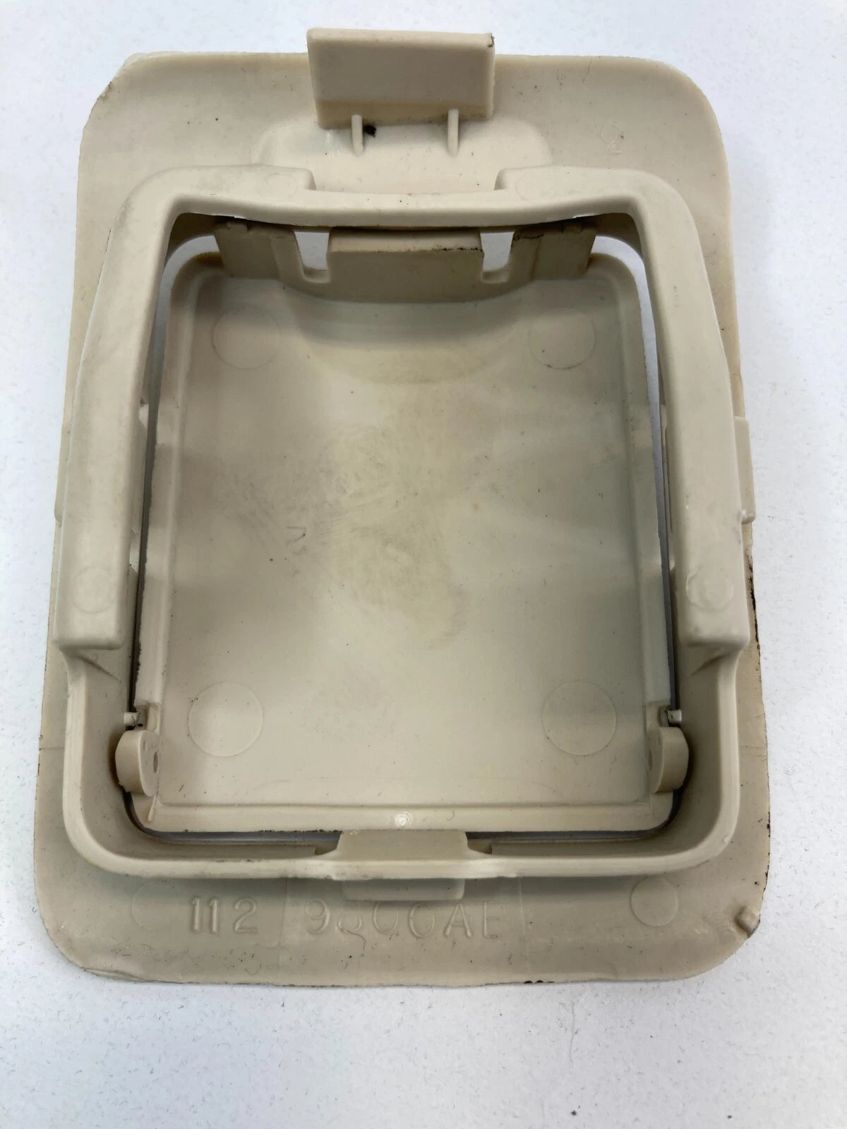 2007-2014 LINCOLN MKZ REAR DECK CHILD SEAT ANCHOR HOOK CAP COVER BEZEL TRIM ASSY