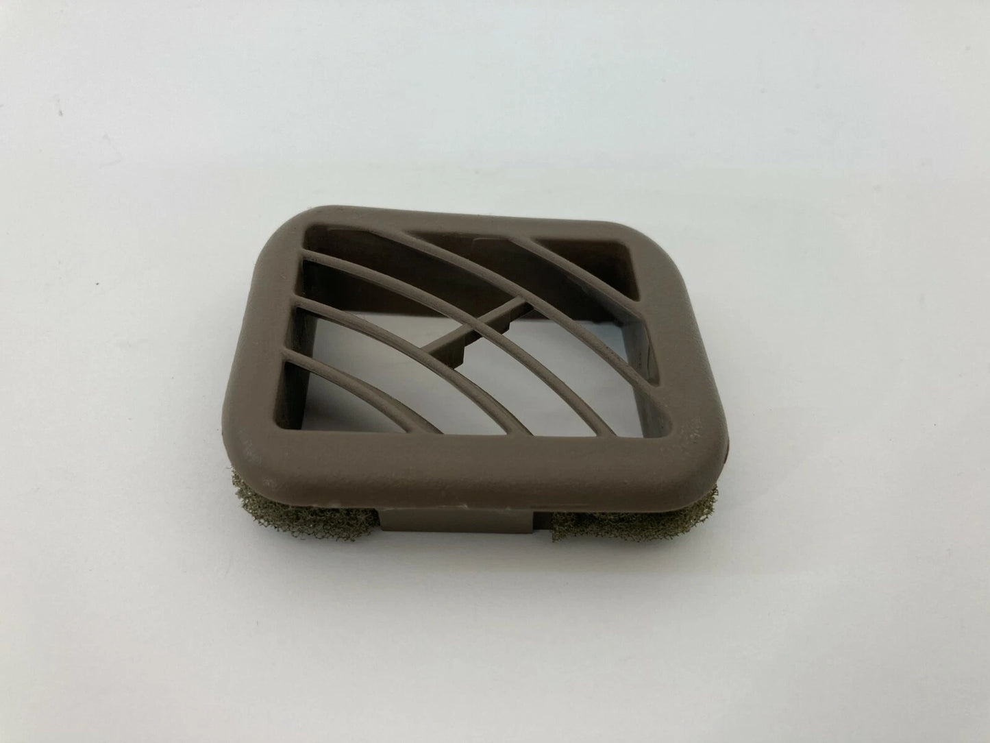 2004 ISUZU ASCENDER CENTER CONSOLE REAR A/C A/C AIR VENT OUTLET GRILLE TRIM OEM