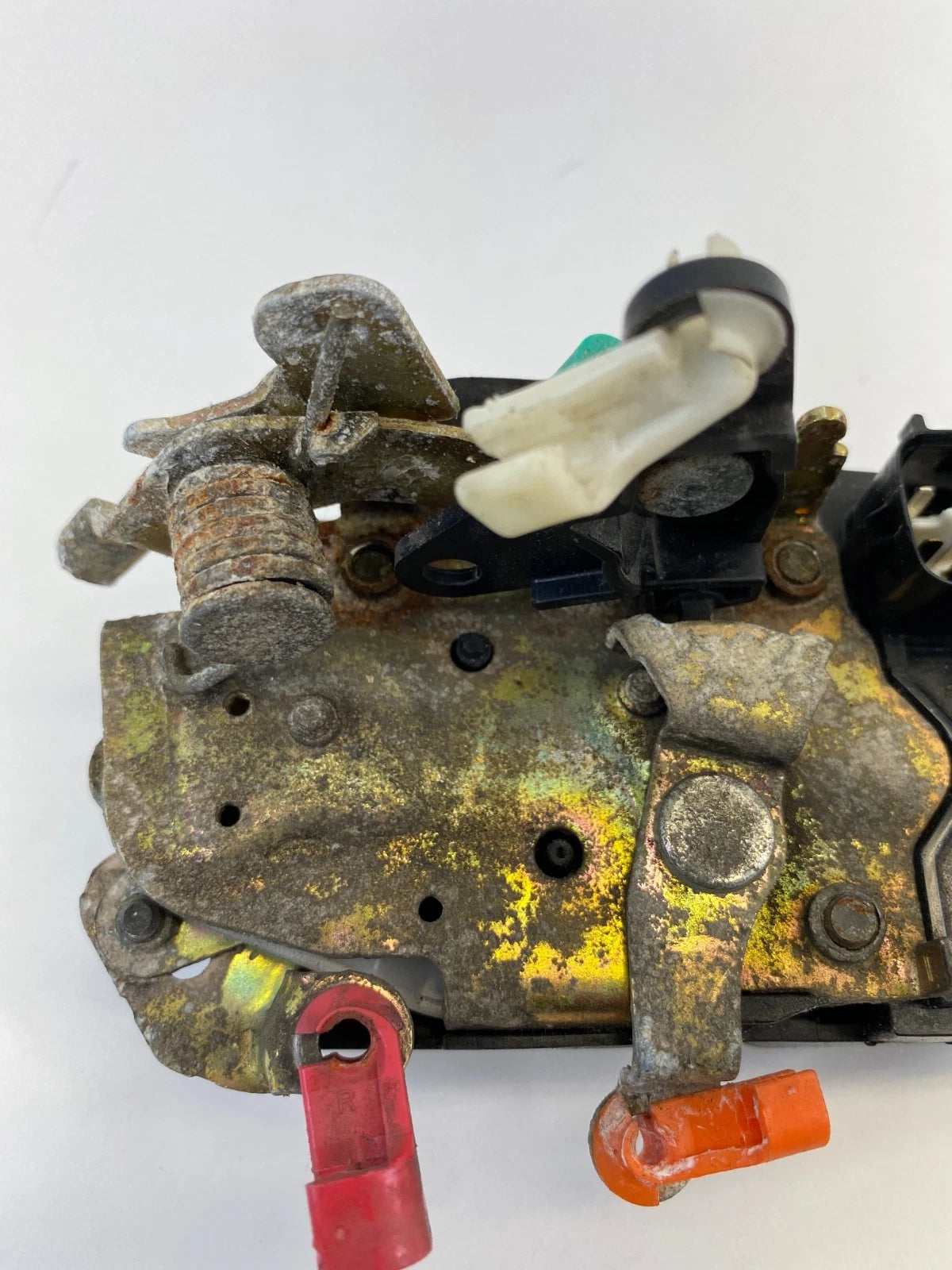 2005-2010 CHRYSLER 300 06-08 MAGNUM FRONT LEFT DRIVER DOOR LOCK LATCH ACTUATOR
